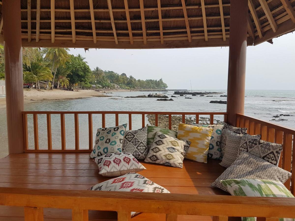 Double G Resort Anyer Bulakan Exterior photo
